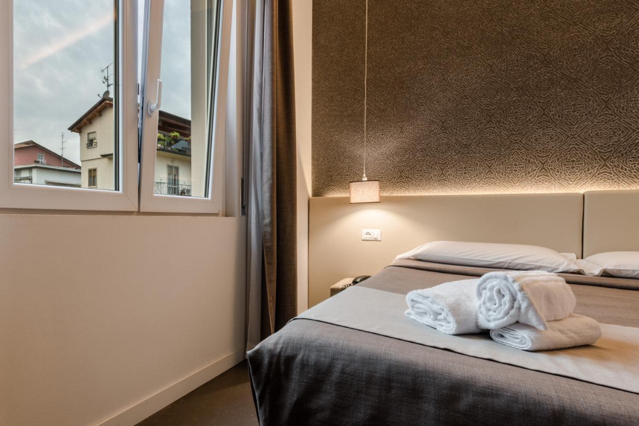 Hotel Palazzo Del Garda & 4*