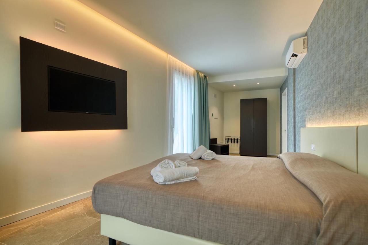 Hotel Palazzo Del Garda &